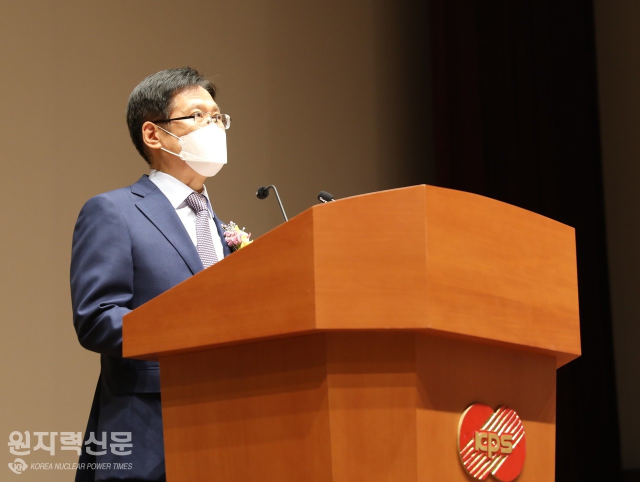 한전KPS 김홍연 신임사장이 취임사를 밝히고 있다.