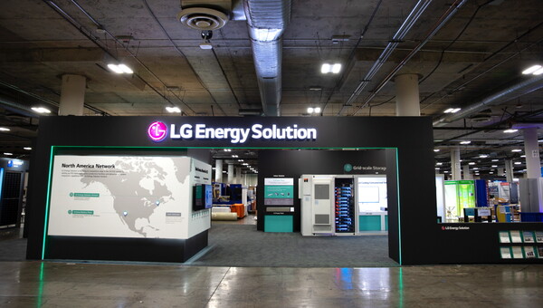 미국 라스베가스에서 열리는 ‘RE+ 2023’에 참가한 LG에너지솔루션 부스모습. 사진=LG에너지솔루션 제공